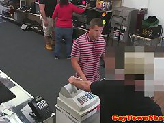 Straight pawnshop amateur cocksucked for cash