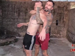 We are looking for a passive to instruct and give us his donk