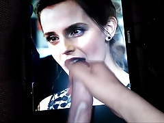 Emma Watson Finally Gets a Nice Facefull of Cum