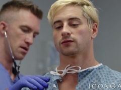 Nick Fitt sucks Taylor Reign off and hammers his ass bare