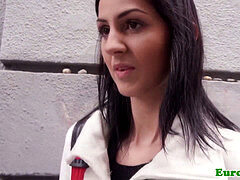 Picked up european honeys pretty face jizz shot