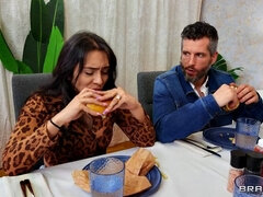 Aziatisch, Slaapkamer, Vingeren, Eten, Zoenen, Doordringend, Kut duiken, Tatoeage