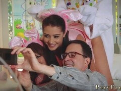 Stepfather and stepdaughter seduce stepuncle to fuck young Avi Love