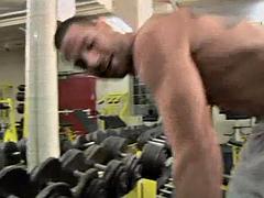 Sucer une bite, Britannique, Tir de sperme, Partouze, Groupe, Gym