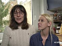 In den arsch, Tussi, Grosse titten, Braunhaarige, Handjob, Hardcore, Milf, Jungendliche (18+)