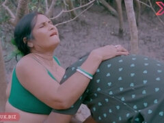 Hottie Indian BBW crazy sex video