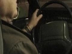 Sucer une bite, Brunette brune, Tir de sperme, Mère que j'aimerais baiser, De plein air, Chatte, Nénés, Rétro ancien