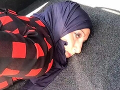 OMG !! Unfaithful Muslim wife this finds tied in the trunk of his neighbor, he will get her pregnant ...