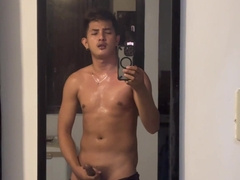 Jakol after mag exercise - Tumalsik tamod ko haha