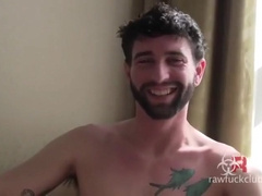 Super Sexy Bottom Gets Fucked By Long Dick In The Foyer