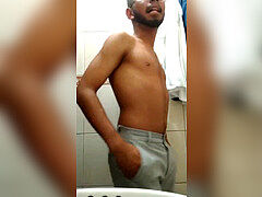 Cute lad with beard and glasses stripping and wanking 3/3