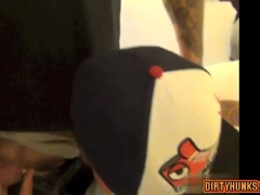 Watch this muscular bear take a hot load in his ass after a deep anal romp