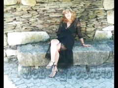 Gresopio Smoking and Showing His Armpits