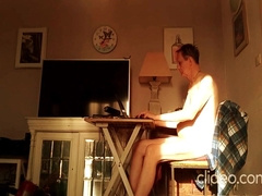 Fapping In The Sun In Front Of My Computer