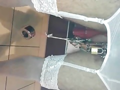 2017-08-25 Clamp with weight on sack swinging 2.mp4