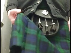 Wanking in my kilt