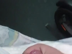 Wichsen in die volle Windeln