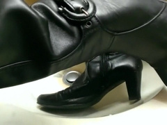 Wifes boots and some oil