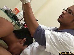 Peeing Asia twink barebacked by doctor after blowjob