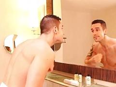 Muscle bodybuilder dildo and cumshot