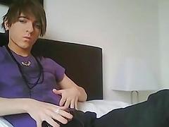 Twink jerks off solo in homemade video