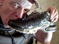 Sextape in jogging in Paris underground with scally boys