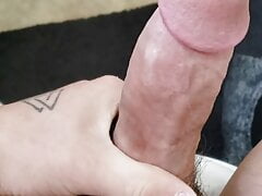 STRAIGHT HUGE COCK CUMSHOT FUCK! FAMILY THERAPY