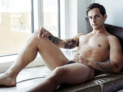 Gay cock-riding session starring Brock Banks & Tayte Hanson