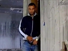 Vouyer pagou para ver hunky gozar