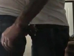 Big muscle guy loves getting fucked 2