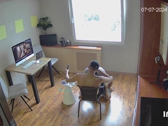 CAM - Gypsy man penetrates me strenuously in the kitchen until he finishes off!