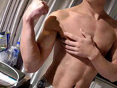 Massage, bareback, big cock