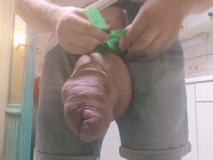 Wanking, toyed, hd videos