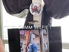 CUMM Selfie for bubble butt Daniela