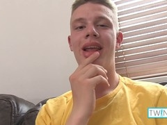 Beefy Blonde Leon N Shows His Big Abs