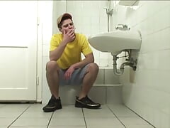 Skin Twink Dominates the Dick Horny New Cumer in the Toilet