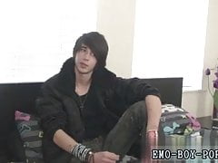Here huge emo gay Hot shot bi stud Tommy is new to the