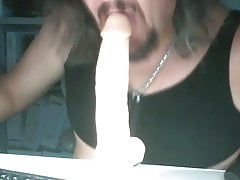 BJ practice with a dildo