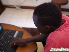 Black jock likes solo milking his oiled schlong