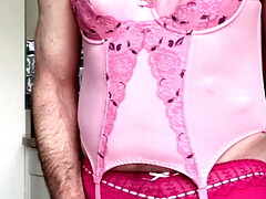 One minute sissy masturbator