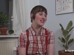 Culo, Tetas grandes, Morena, Consolador, Pies, Alemán, Montar, Afeitado