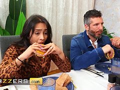 Blasen, Freund, Handjob, Interrassisch, Monster, Natürlichen titten, Muschi, Tätowierung