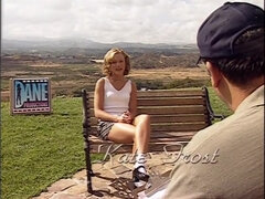 18 años, Rubia, Polla, Corridas faciales, Gafas, Peludo, Inocente, Tatuaje