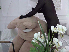 Puppe, Fussjob, Maske