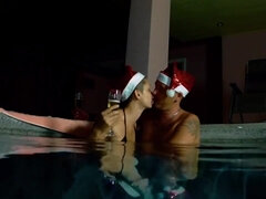 アナル, 巨乳な, 古典, コンピレーション, 天然, プール, タトゥー, ティーン