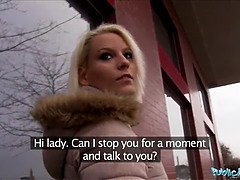 Amateur, Rubia, Corridas, Dinero, Al aire libre, Pov, Público, Hijo