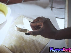 18 летние, Грудастые, Натуральные, Натуральные сиськи, Софткор, Соло, Стриптизерша, Молоденькие