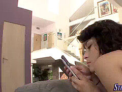 18 años, Amateur, Penetracion con dedos, Peludo, Lesbiana, Coño, Adolescente, Trio