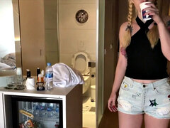 Kont, Blond, Klein, Pools, Pornster, Gezichtspunt, Realiteit, Tatoeage