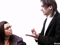 Belle grosse femme bgf, Plantureuse, Attrapée, Tromperie, Rondelette, Noir ébène, Hard, Nénés